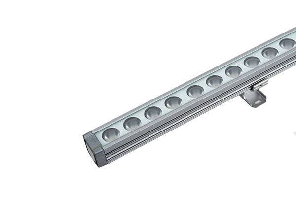 洗墻燈廠家滿足商業(yè)需求推動商業(yè)發(fā)展